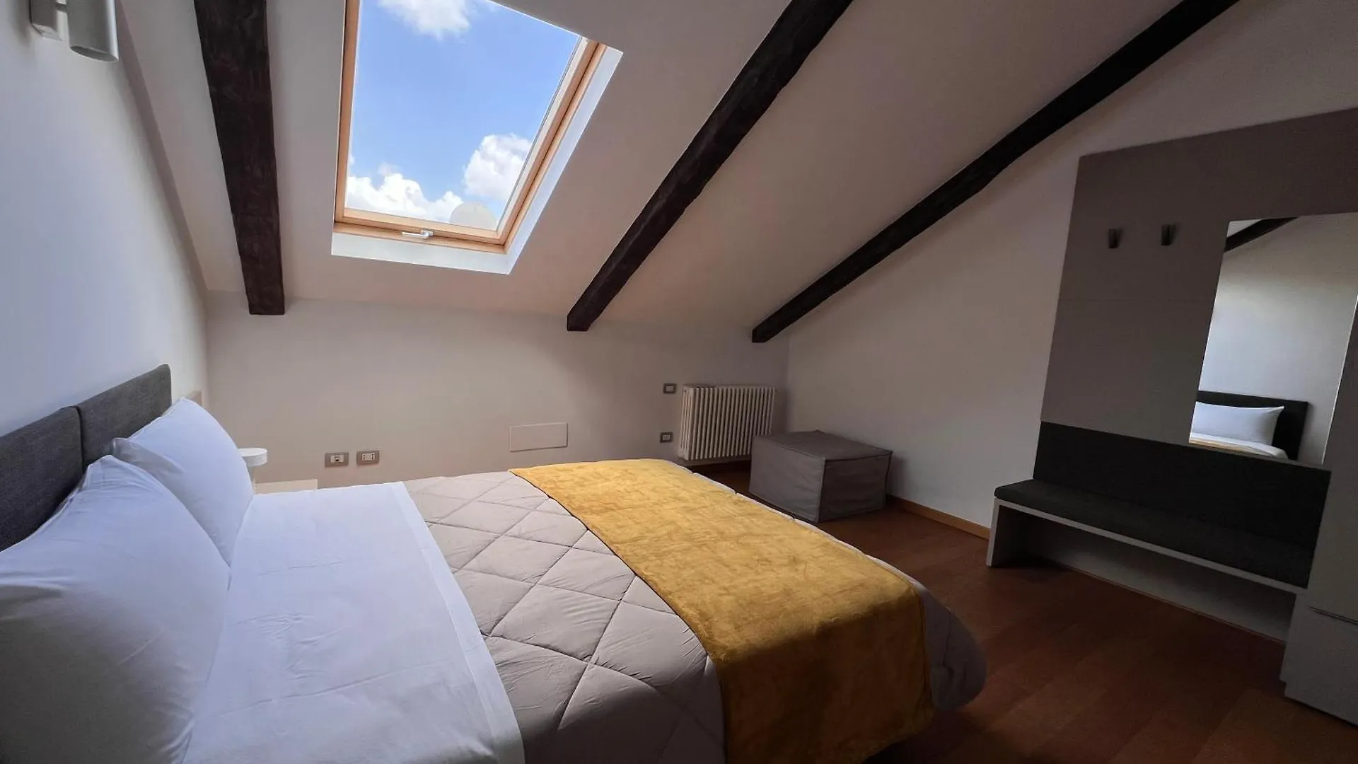 Unonoveuno Luxury Apartment Naples