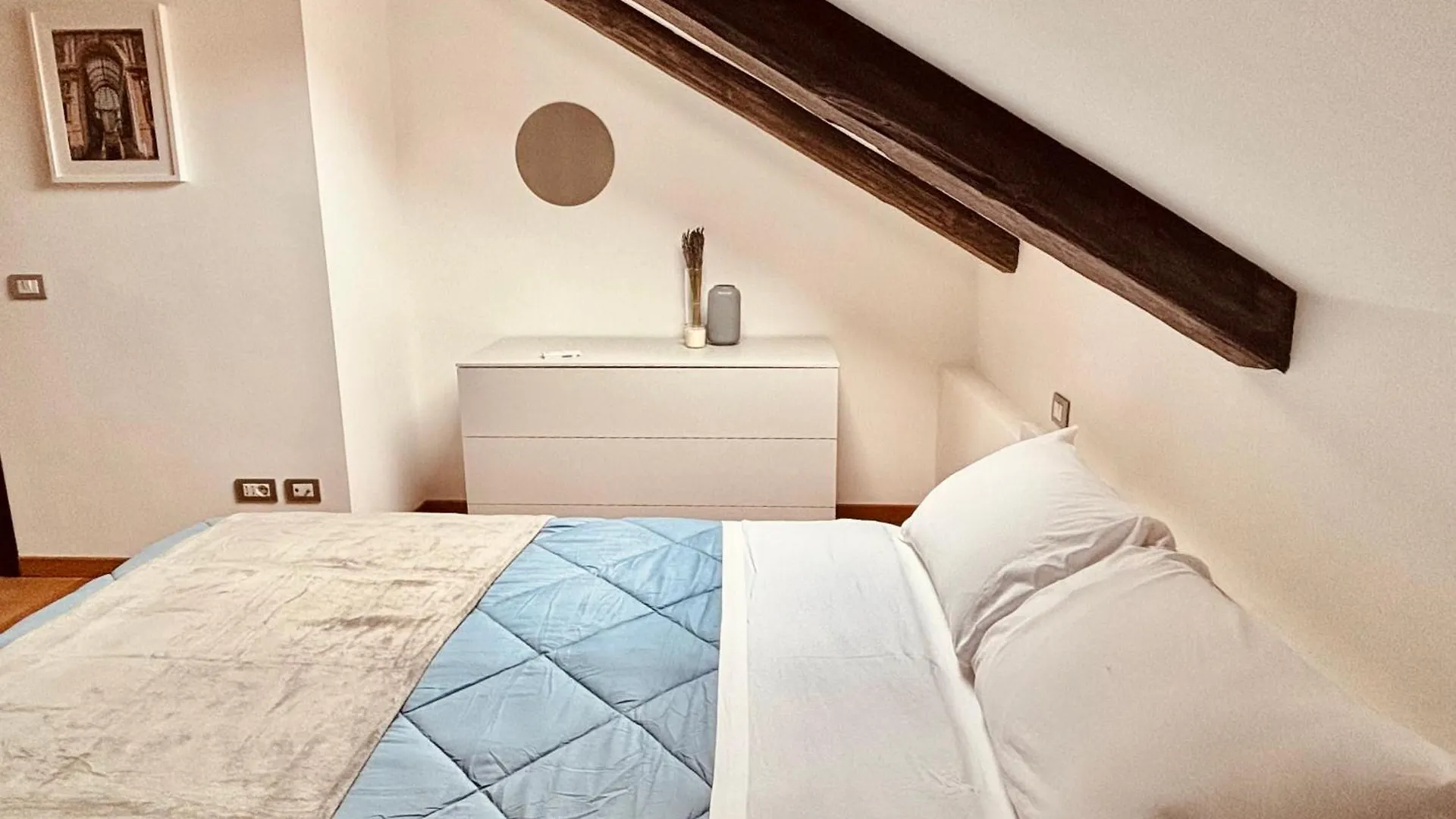 Unonoveuno Luxury Apartment Naples Italy